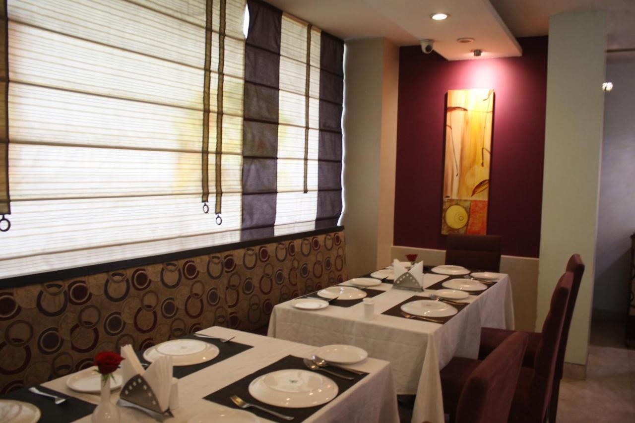 Orbett Hotel Pune Eksteriør billede