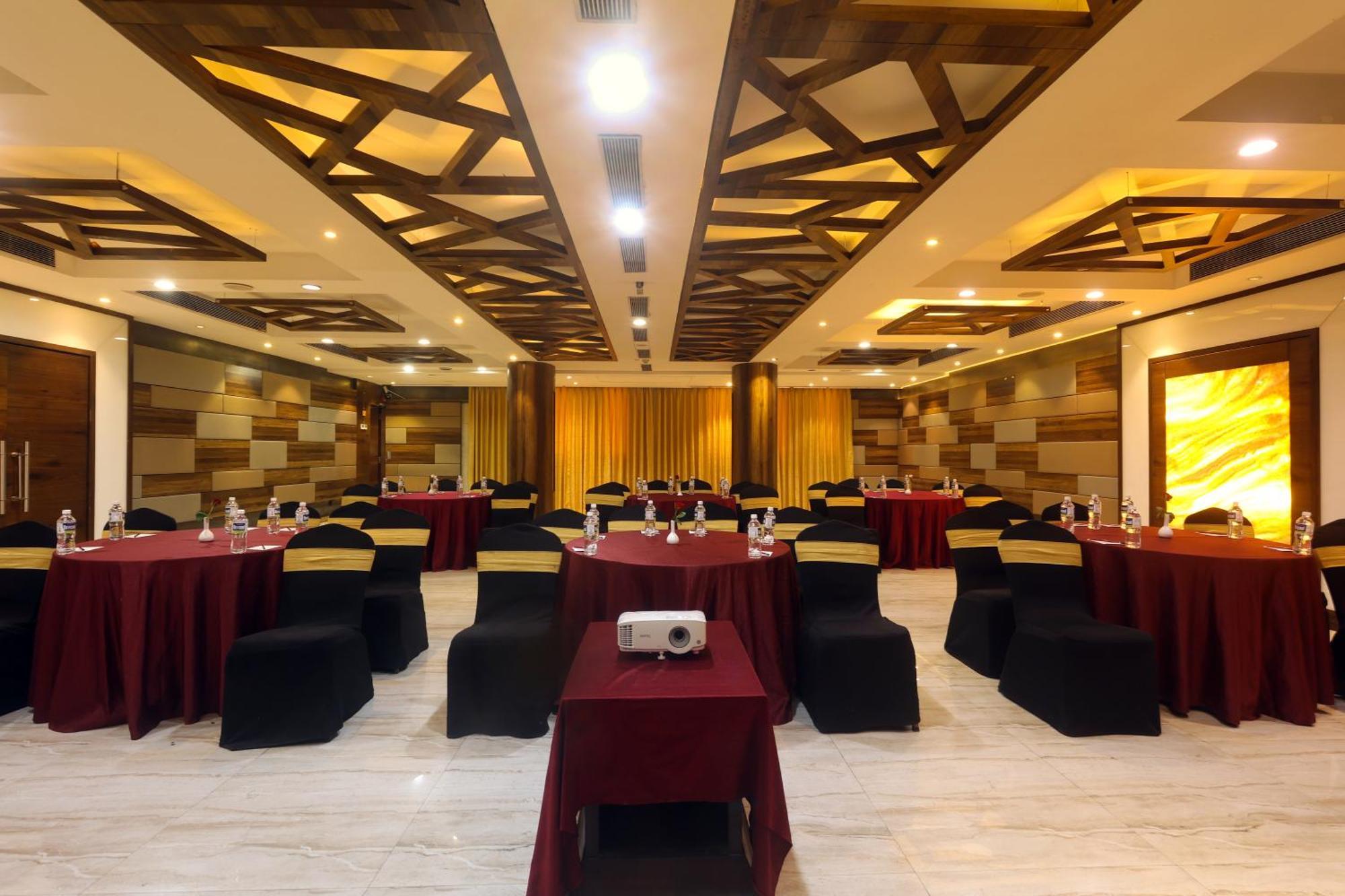 Orbett Hotel Pune Eksteriør billede
